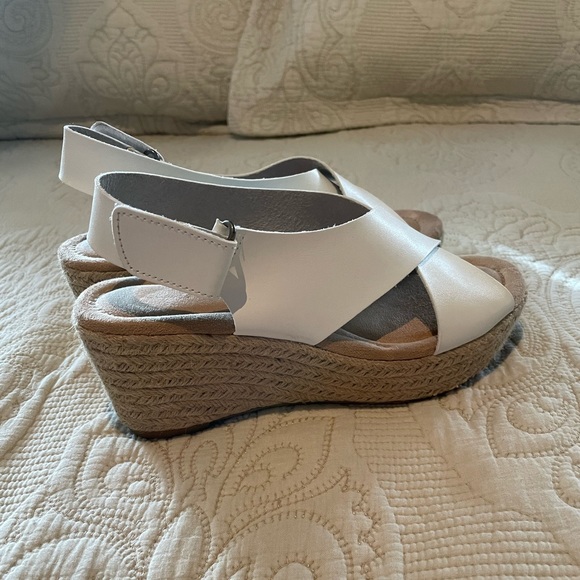White Wedge Shoes - Picture 8 of 9